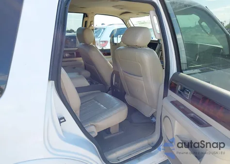 2004 Lincoln Navigator from USA, damaged, VIN 5LMFU27R14LJ17131